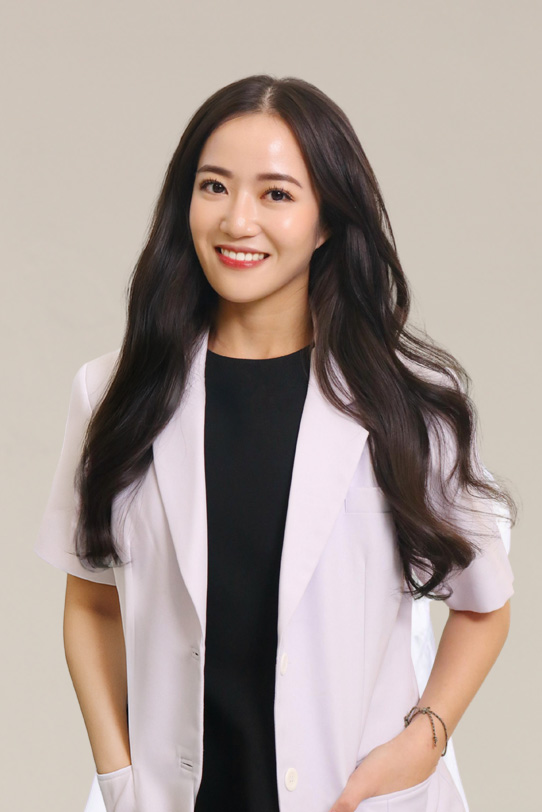 dr. Fioni Chandra, M. Biomed (ANFIS)